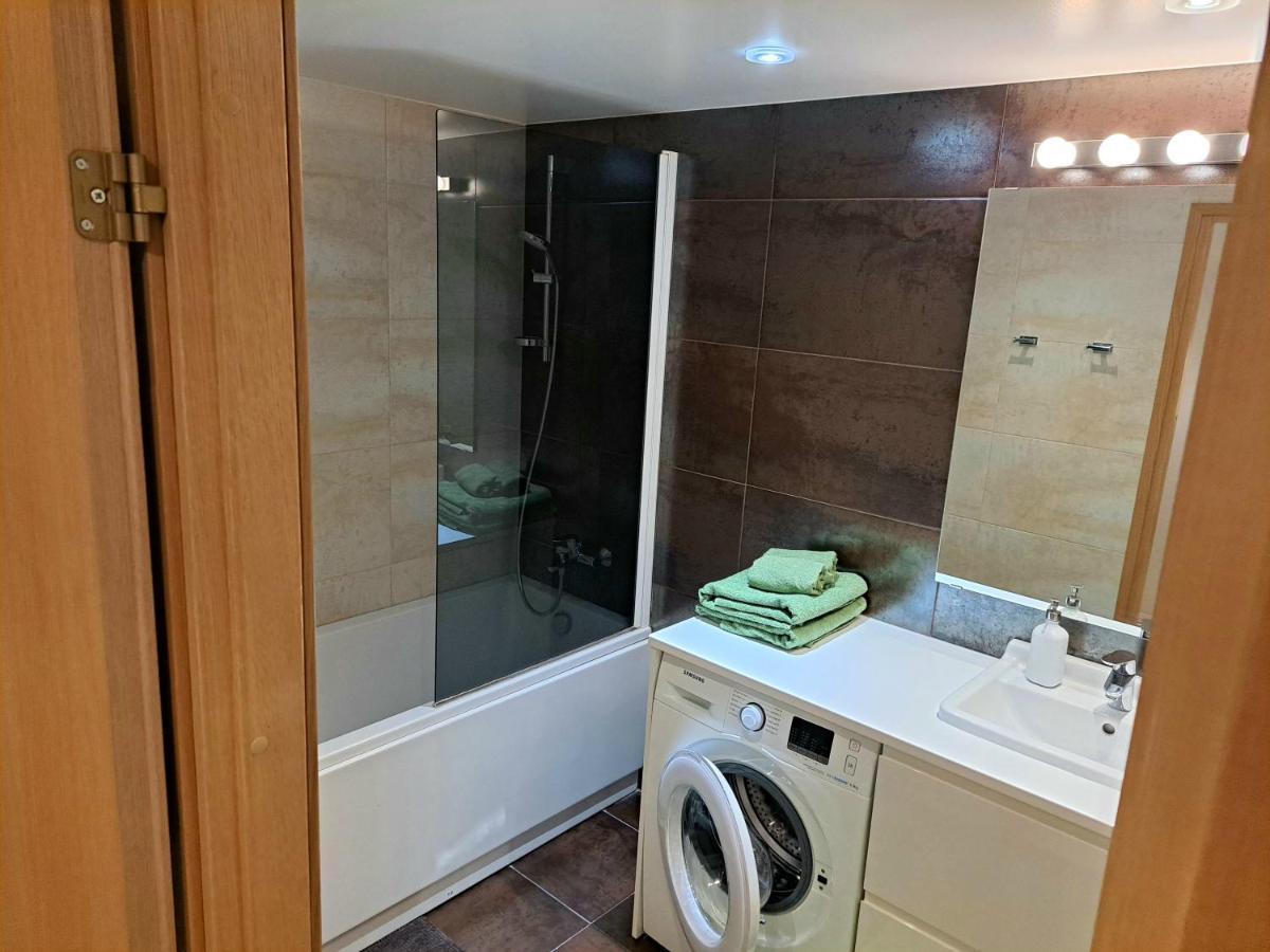 Appartement Aida 7 Guest *